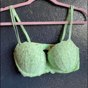 PINK Victoria’s Secret padded bra
